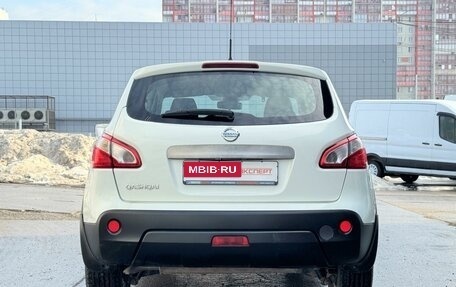 Nissan Qashqai, 2011 год, 985 000 рублей, 7 фотография