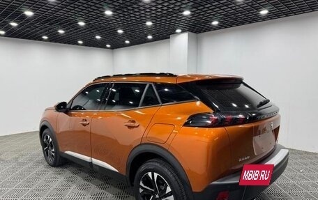 Peugeot 2008 II, 2023 год, 1 470 000 рублей, 4 фотография