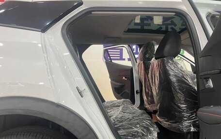 Peugeot 2008 II, 2022 год, 1 900 000 рублей, 11 фотография