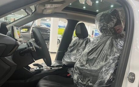 Peugeot 2008 II, 2022 год, 1 900 000 рублей, 18 фотография