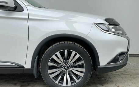 Mitsubishi Outlander III рестайлинг 3, 2019 год, 2 149 000 рублей, 5 фотография