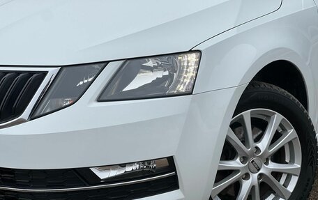 Skoda Octavia, 2017 год, 1 935 000 рублей, 2 фотография