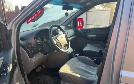 Hyundai H-1 II рестайлинг, 2013 год, 1 680 000 рублей, 8 фотография