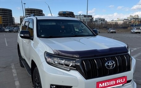 Toyota Land Cruiser Prado 150 рестайлинг 2, 2020 год, 7 500 000 рублей, 3 фотография