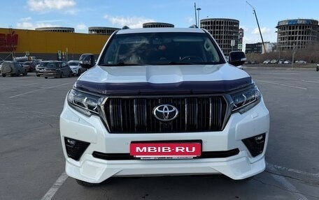 Toyota Land Cruiser Prado 150 рестайлинг 2, 2020 год, 7 500 000 рублей, 4 фотография