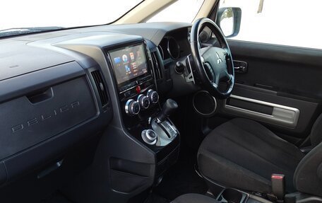 Mitsubishi Delica D:5 I, 2013 год, 2 100 000 рублей, 21 фотография