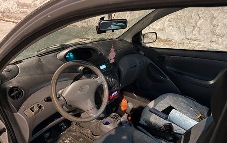 Toyota Yaris I рестайлинг, 2002 год, 160 000 рублей, 5 фотография