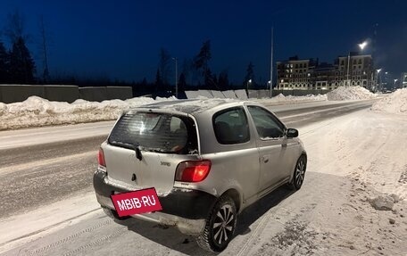 Toyota Yaris I рестайлинг, 2002 год, 160 000 рублей, 25 фотография