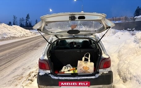 Toyota Yaris I рестайлинг, 2002 год, 160 000 рублей, 19 фотография