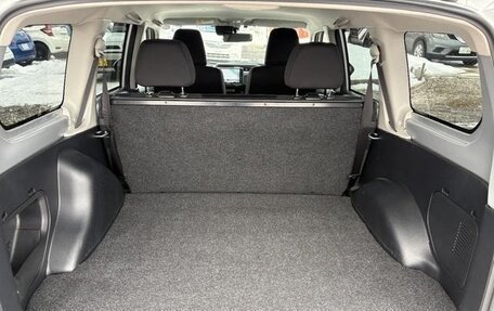 Toyota Probox I, 2022 год, 1 090 000 рублей, 23 фотография