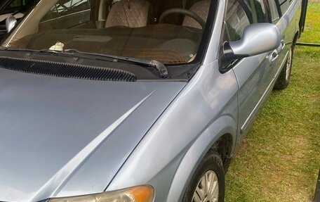 Chrysler Town & Country IV, 2005 год, 550 000 рублей, 14 фотография