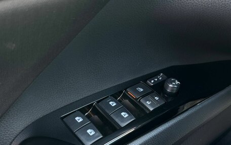 Toyota Camry, 2020 год, 2 999 000 рублей, 34 фотография