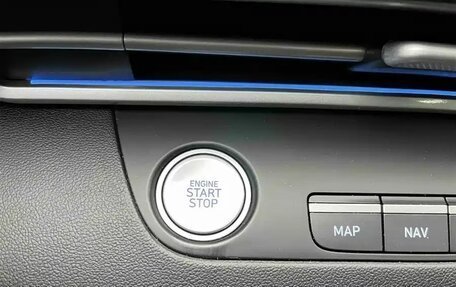 Hyundai Elantra, 2023 год, 1 765 000 рублей, 11 фотография