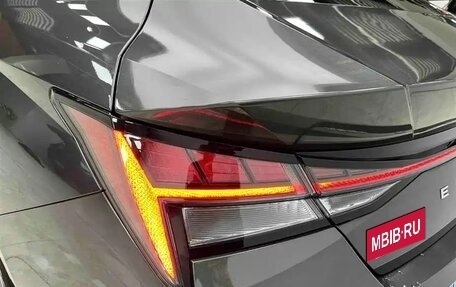 Hyundai Elantra, 2023 год, 1 765 000 рублей, 6 фотография