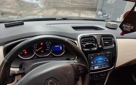 Renault Logan II, 2014 год, 880 000 рублей, 5 фотография