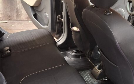 Renault Logan II, 2014 год, 880 000 рублей, 10 фотография