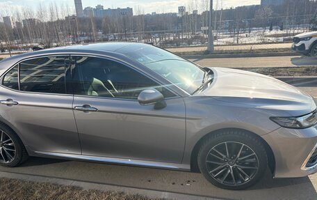 Toyota Camry, 2023 год, 3 870 000 рублей, 6 фотография