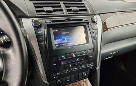 Toyota Camry, 2016 год, 2 499 000 рублей, 15 фотография