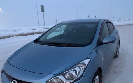 Hyundai i30 II рестайлинг, 2013 год, 650 000 рублей, 2 фотография