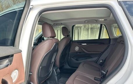 BMW X1, 2022 год, 2 200 000 рублей, 16 фотография