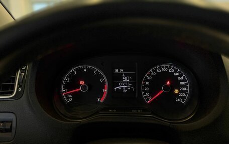 Volkswagen Polo VI (EU Market), 2019 год, 1 190 500 рублей, 23 фотография