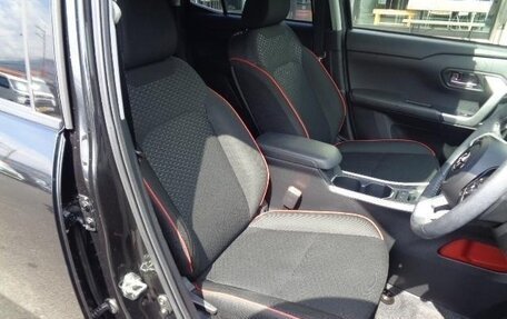 Toyota Raize I, 2022 год, 1 490 000 рублей, 10 фотография