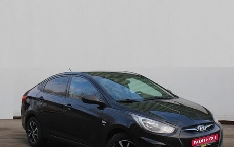 Hyundai Solaris II рестайлинг, 2013 год, 889 000 рублей, 3 фотография