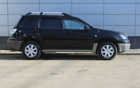 Mitsubishi Outlander III рестайлинг 3, 2003 год, 525 000 рублей, 4 фотография