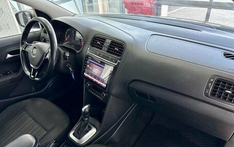 Volkswagen Polo VI (EU Market), 2016 год, 1 219 900 рублей, 7 фотография