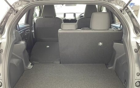 Toyota Yaris, 2021 год, 760 000 рублей, 20 фотография