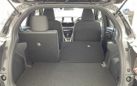 Toyota Yaris, 2021 год, 760 000 рублей, 19 фотография