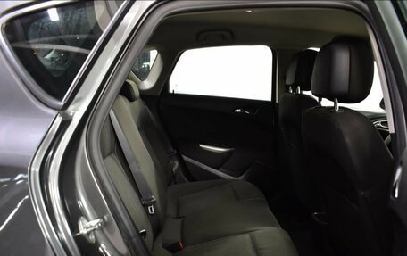 Opel Astra J, 2011 год, 600 000 рублей, 10 фотография