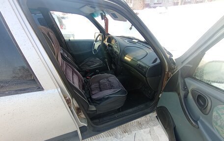 Chevrolet Niva I рестайлинг, 2003 год, 160 000 рублей, 7 фотография