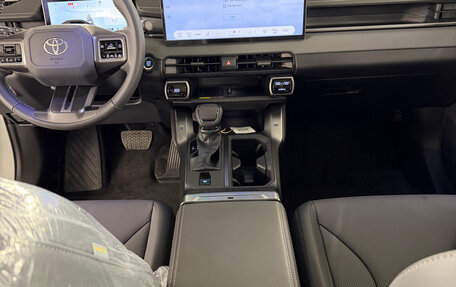 Toyota RAV4, 2026 год, 4 750 000 рублей, 27 фотография