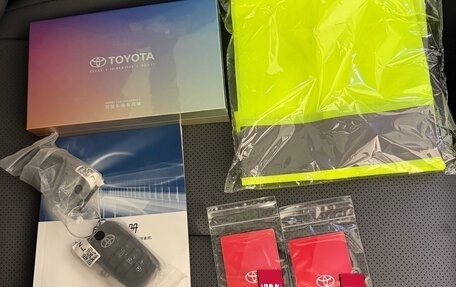 Toyota RAV4, 2026 год, 4 750 000 рублей, 29 фотография