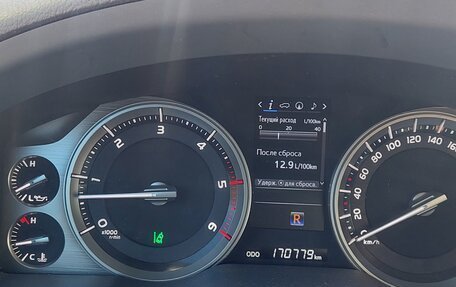 Toyota Land Cruiser 200, 2018 год, 6 900 000 рублей, 12 фотография