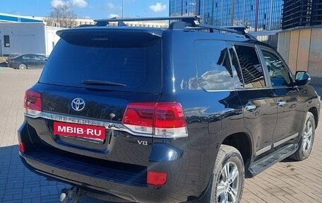 Toyota Land Cruiser 200, 2018 год, 6 900 000 рублей, 6 фотография