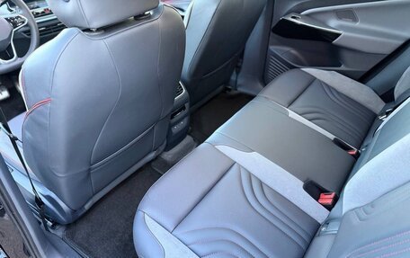 Volkswagen ID.4, 2023 год, 4 150 000 рублей, 18 фотография