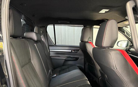 Toyota Hilux VIII, 2024 год, 4 500 000 рублей, 19 фотография