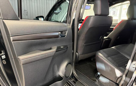 Toyota Hilux VIII, 2024 год, 4 500 000 рублей, 18 фотография