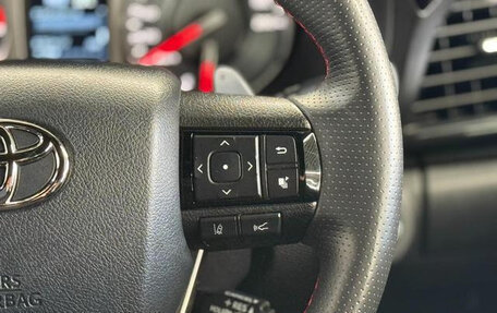 Toyota Hilux VIII, 2024 год, 4 500 000 рублей, 39 фотография