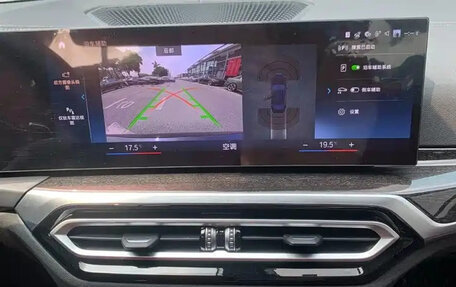 BMW 3 серия, 2024 год, 4 139 000 рублей, 11 фотография