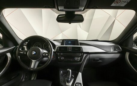 BMW 3 серия, 2018 год, 2 900 000 рублей, 10 фотография