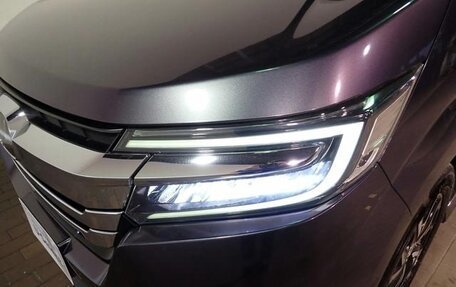 Honda Stepwgn IV, 2021 год, 1 700 000 рублей, 7 фотография