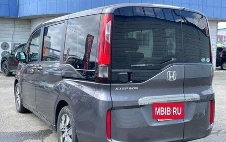 Honda Stepwgn IV, 2016 год, 1 420 000 рублей, 5 фотография