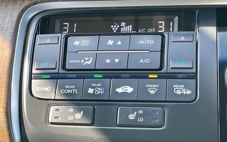 Honda Stepwgn IV, 2016 год, 1 420 000 рублей, 16 фотография