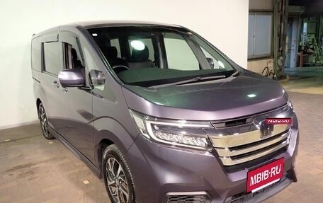 Honda Stepwgn IV, 2021 год, 1 700 000 рублей, 2 фотография