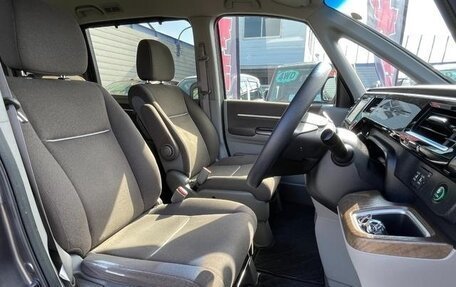 Honda Stepwgn IV, 2016 год, 1 420 000 рублей, 19 фотография