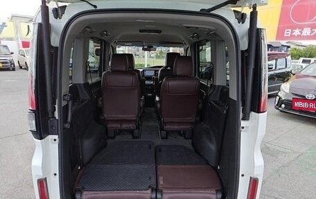 Honda Stepwgn IV, 2016 год, 1 510 000 рублей, 12 фотография