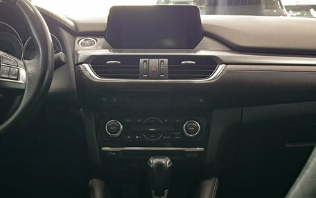 Mazda 6, 2016 год, 2 150 000 рублей, 15 фотография